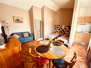 e9c1f6a6ce5daa2cd171.jpg e9c1f6a6ce5daa2cd171.jpg